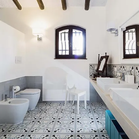 Sleeps 12 Pool Air Con Wifi Villa